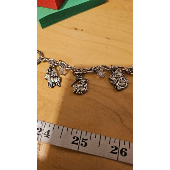 Vintage Nativity Silver tone Charm Bracelet Size 7 - Picture 6 of 7